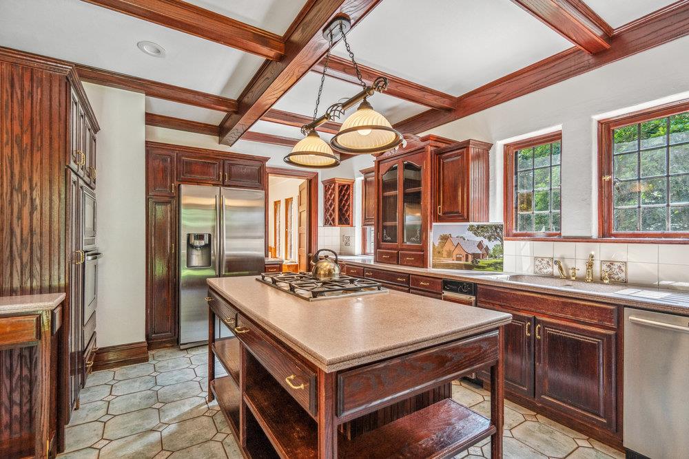 38 Country Club Drive, Port Washington, New York image 22