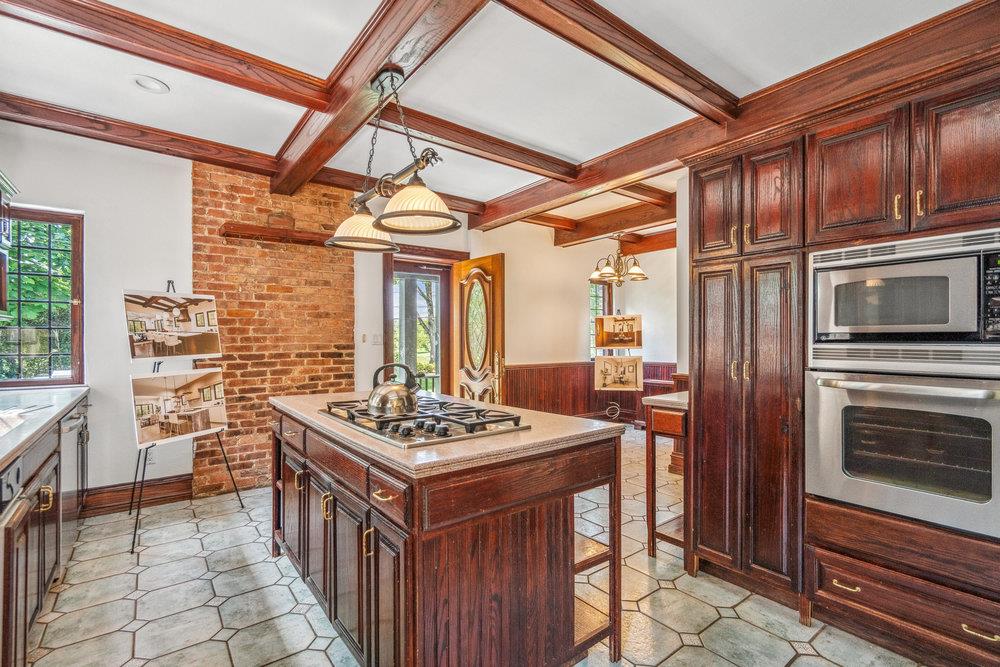 38 Country Club Drive, Port Washington, New York image 20