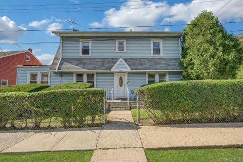 Homes For Sale - 402 Hancock Avenue<br/> Mount Vernon, NY 10553