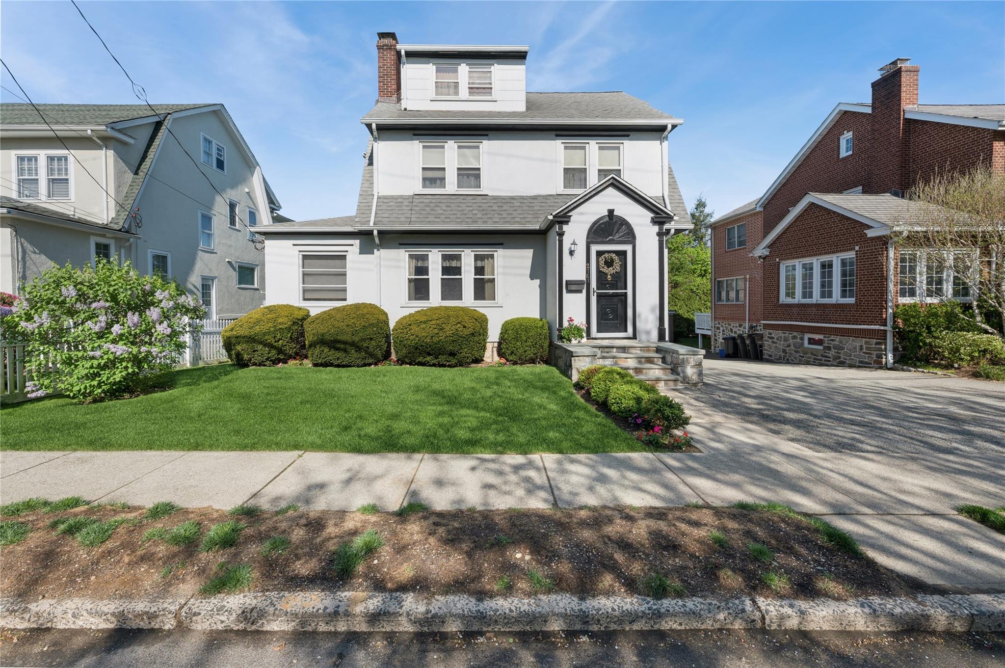 219 Third Avenue, Pelham, New York image 1