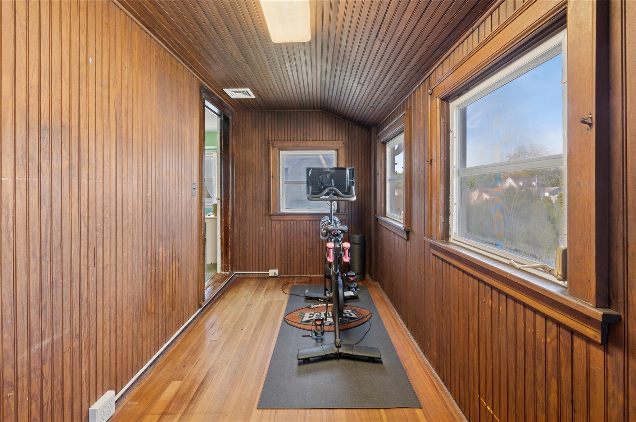 219 Third Avenue, Pelham, New York image 12