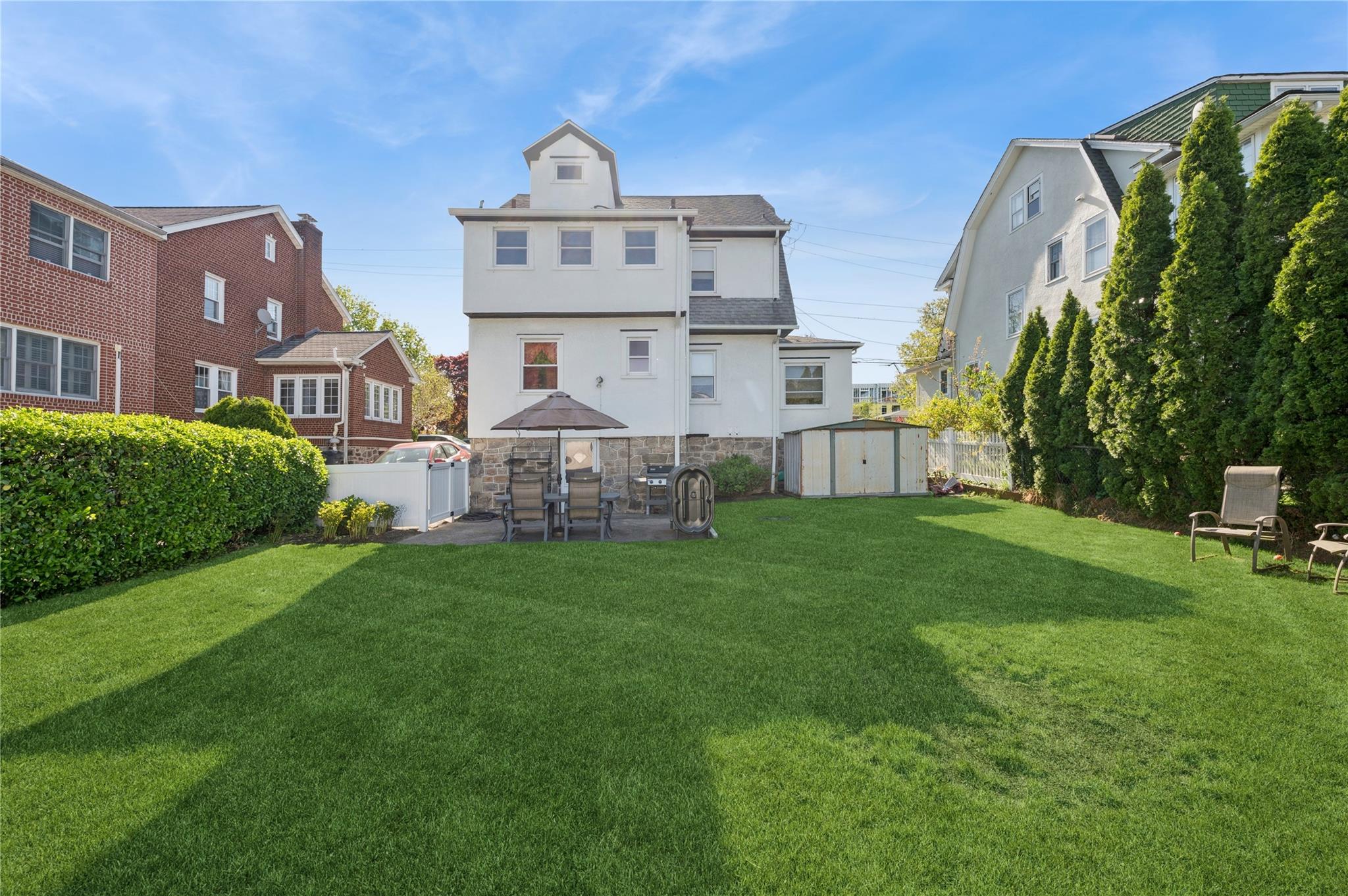 219 Third Avenue, Pelham, New York image 3