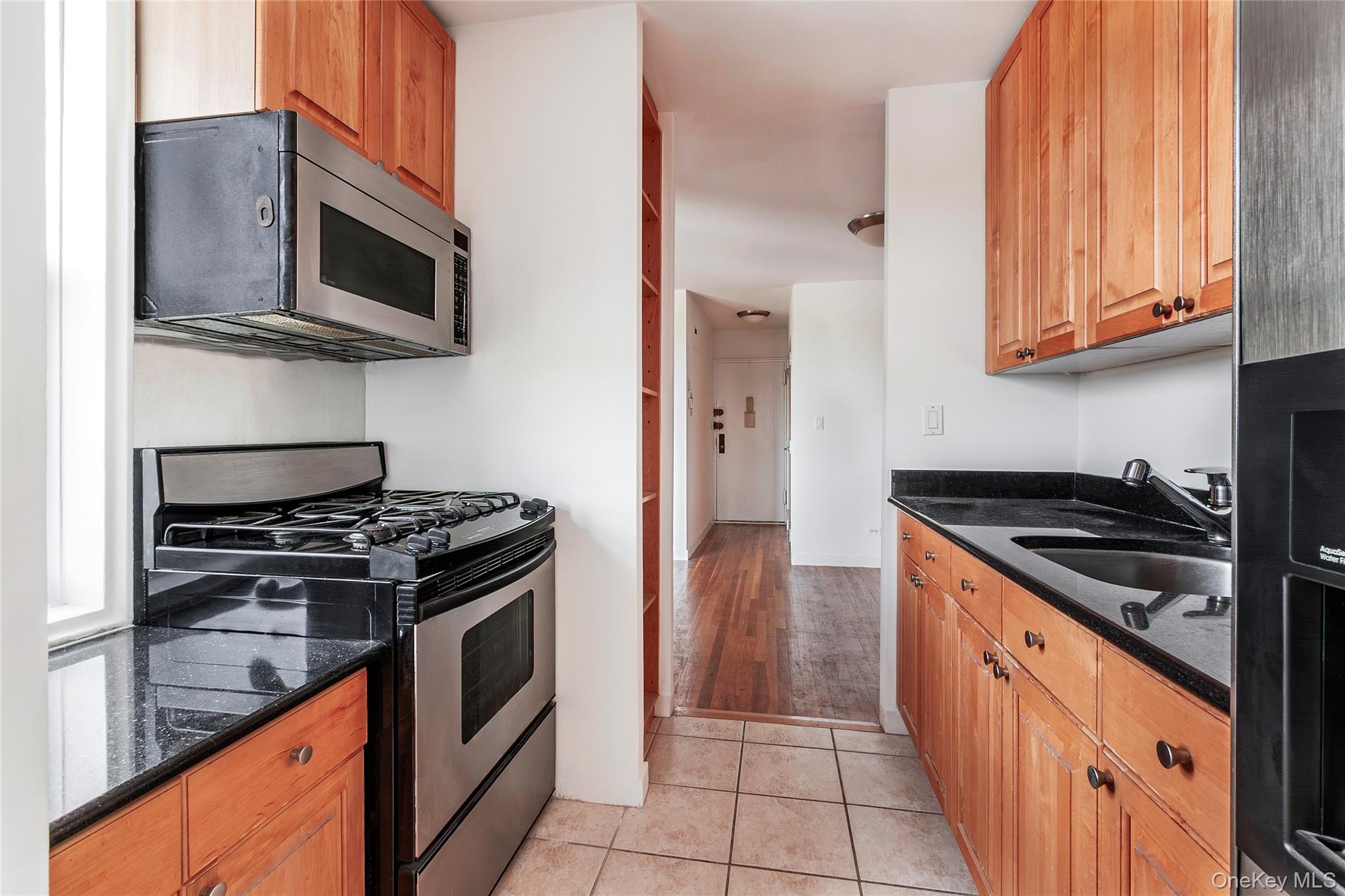 525 W 236th Street 6A