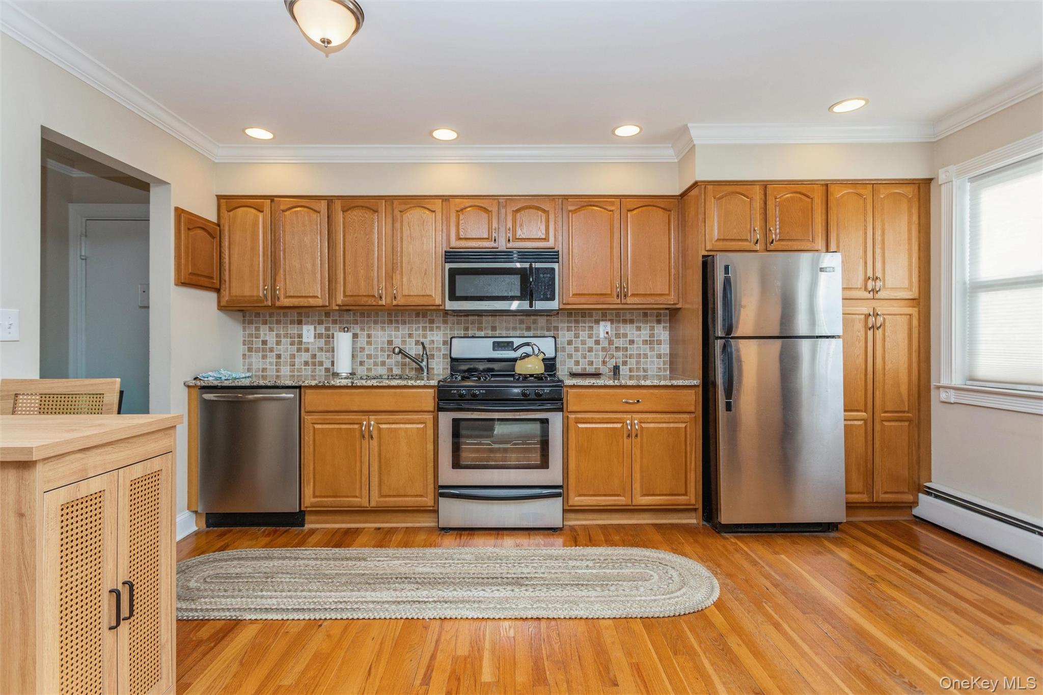 235 N Middletown Road E