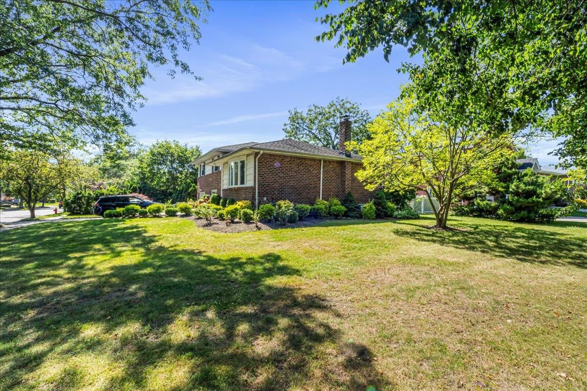157 Birch Dr