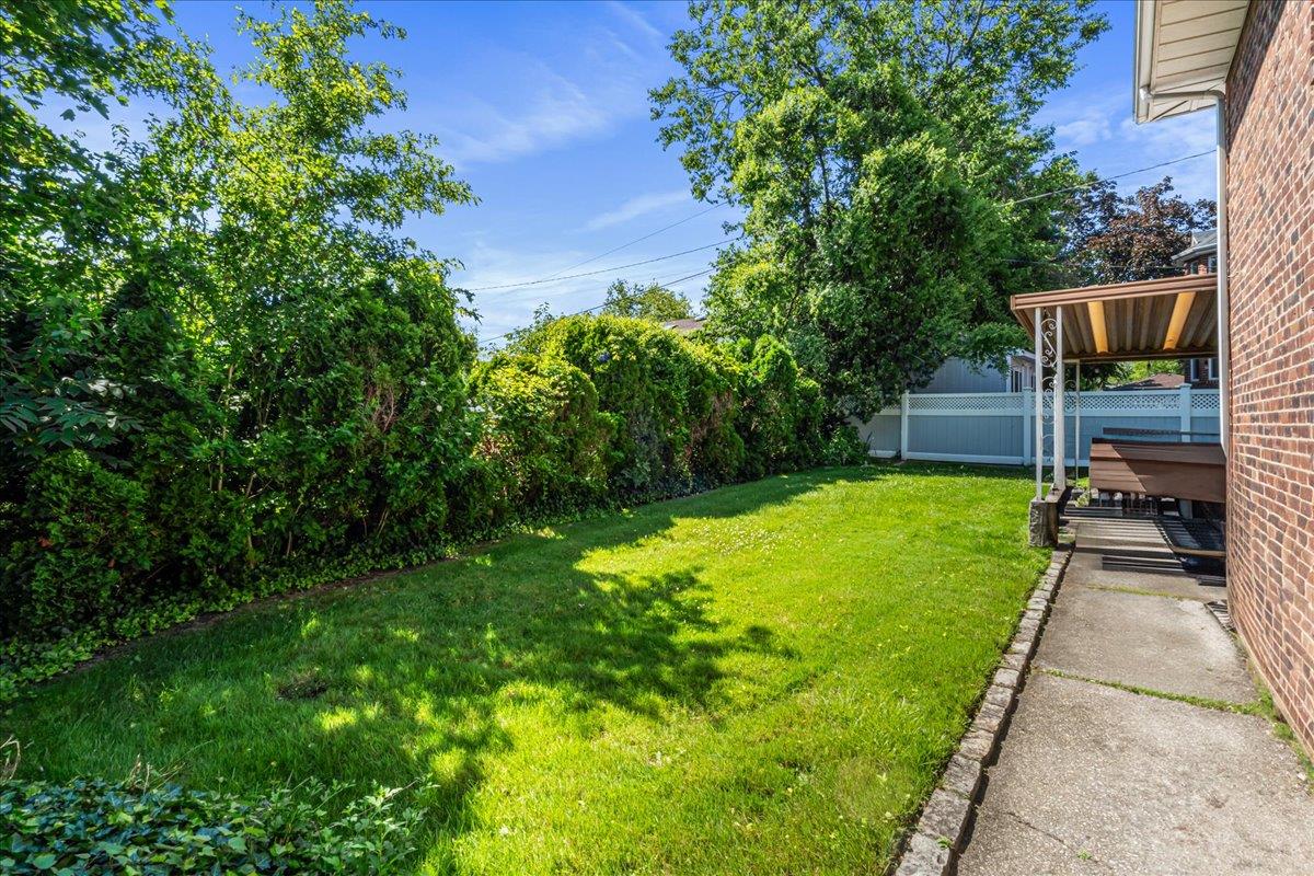 157 Birch Dr