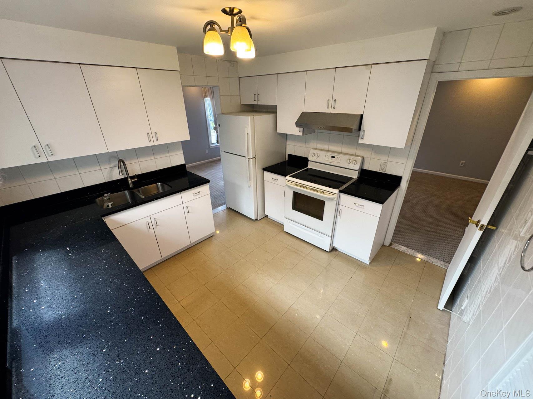 15-80 Waters Edge Drive 2