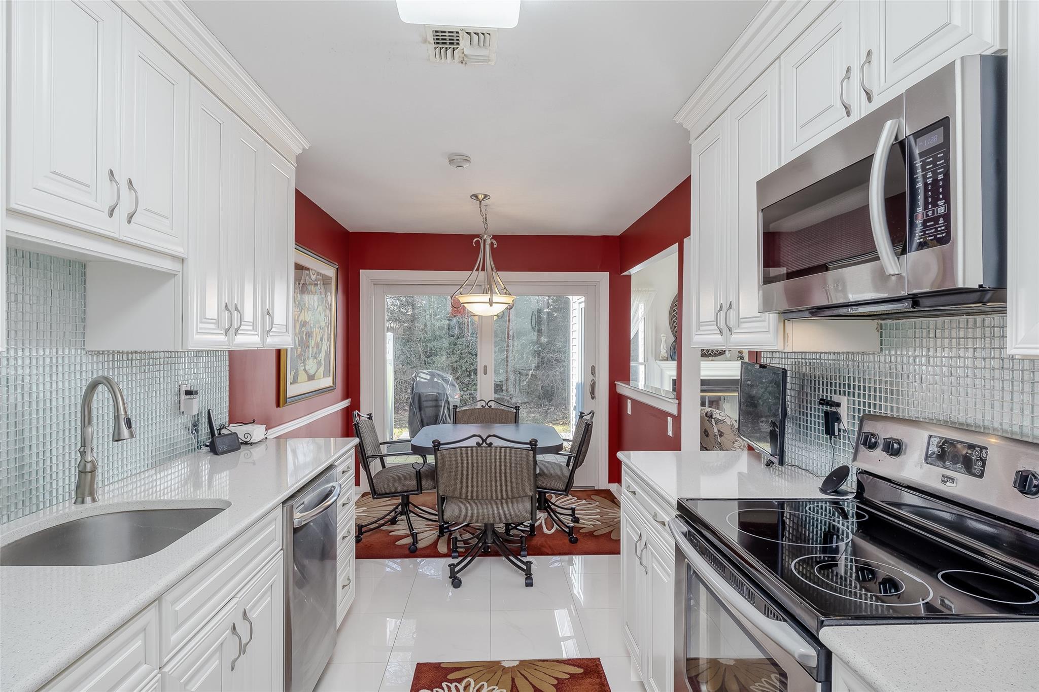 91 Standish Drive, Mount Sinai, New York image 19