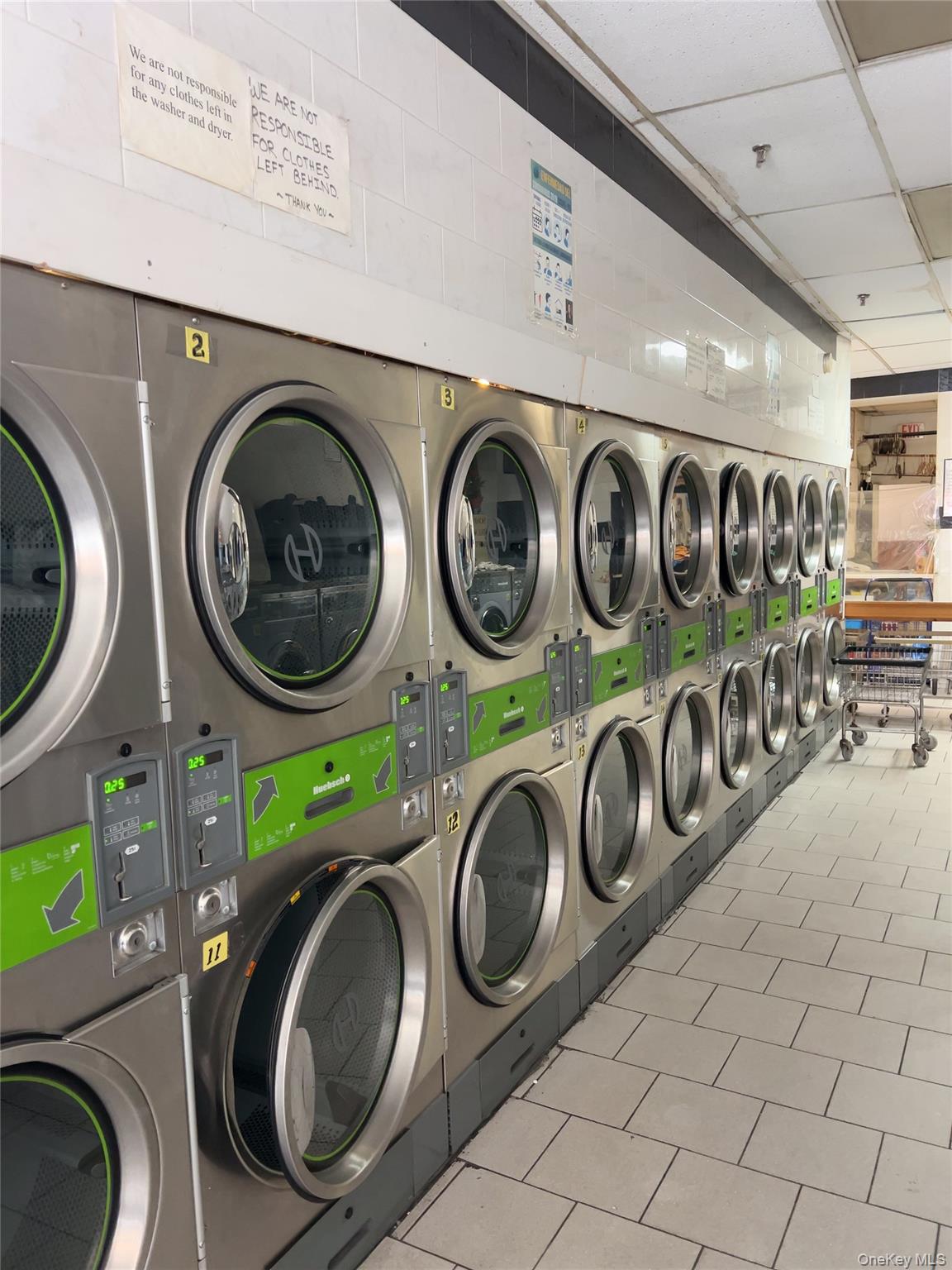 3201 Junction Boulevard 4