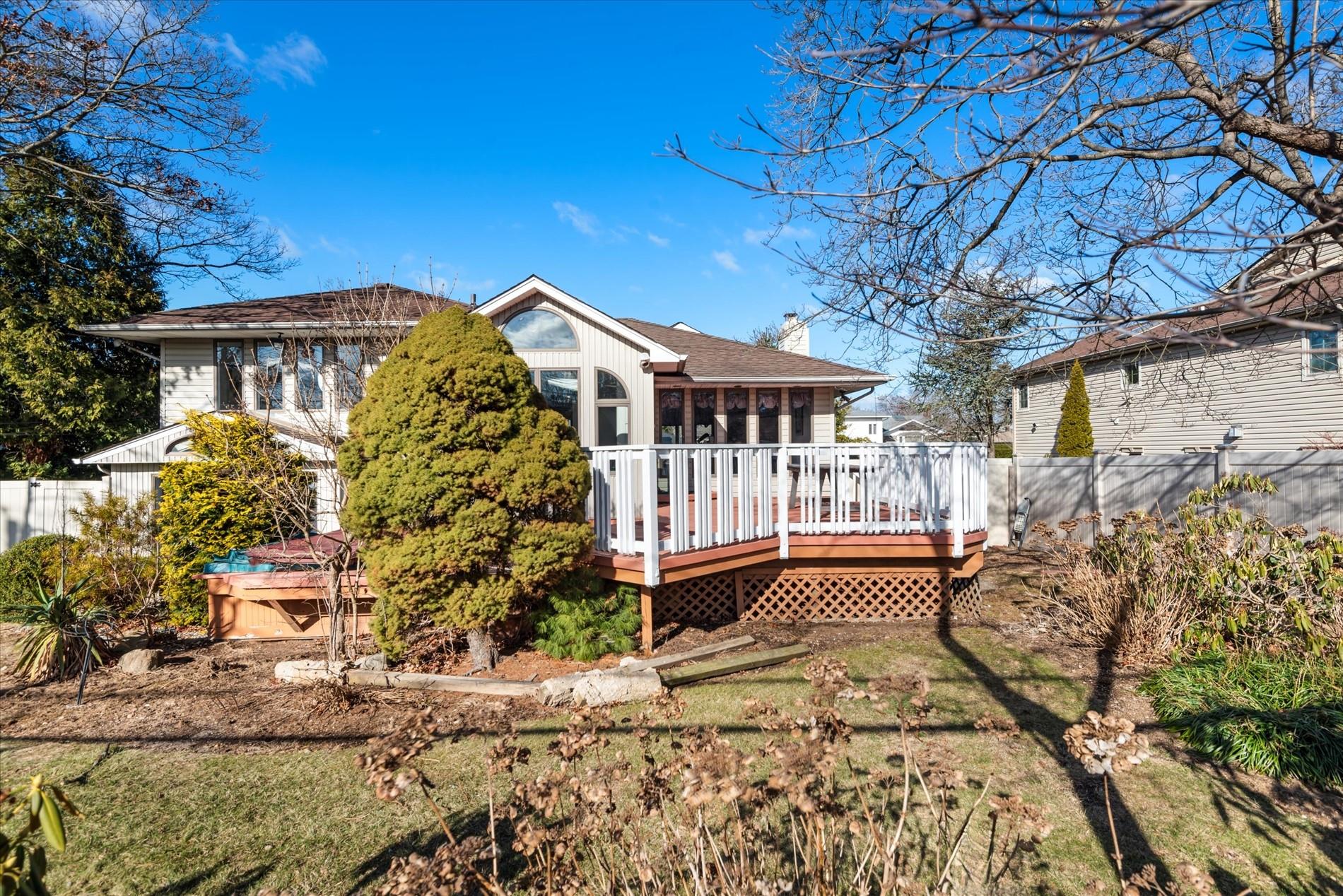 146 Birchwood Park Drive, Jericho, New York image 27