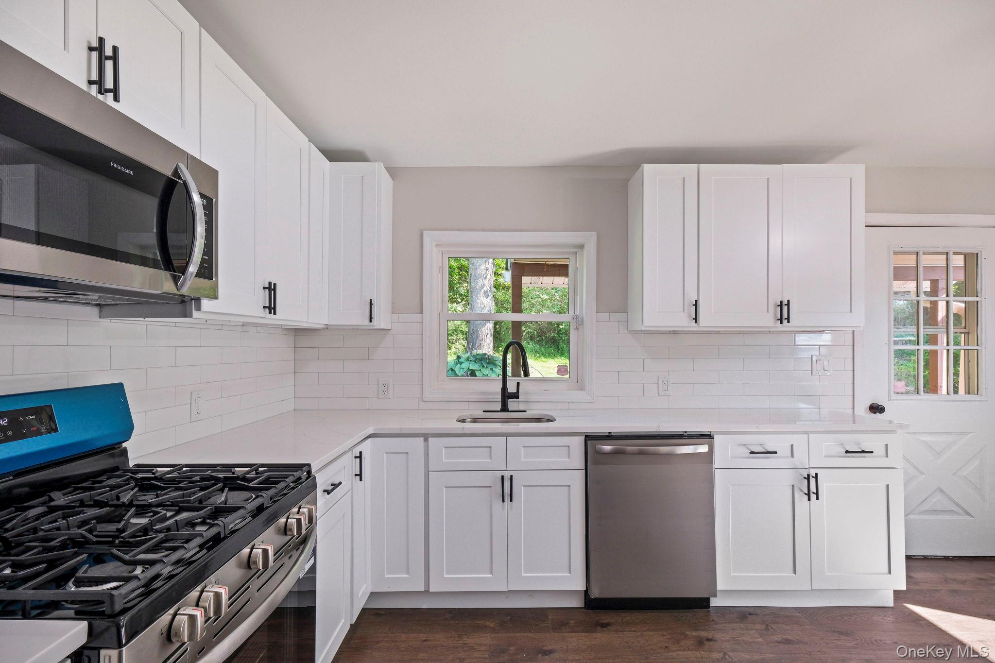 15 Crestwood Trail