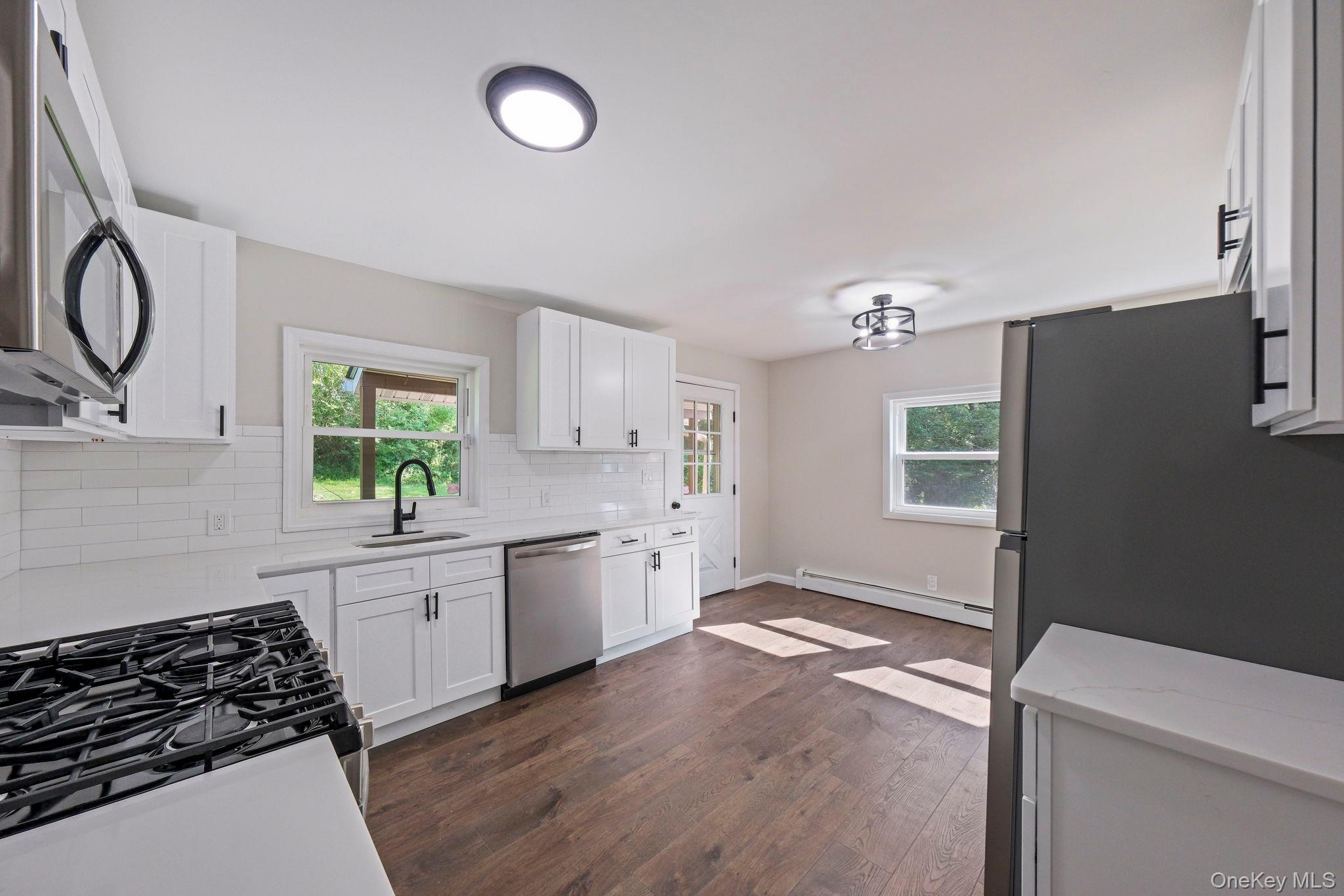 15 Crestwood Trail