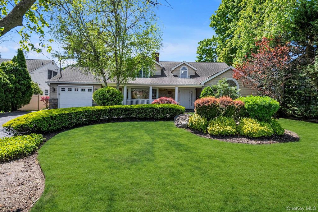 Photo of 111 Palmyra Avenue, Woodmere, NY 11598 (MLS # 967580)