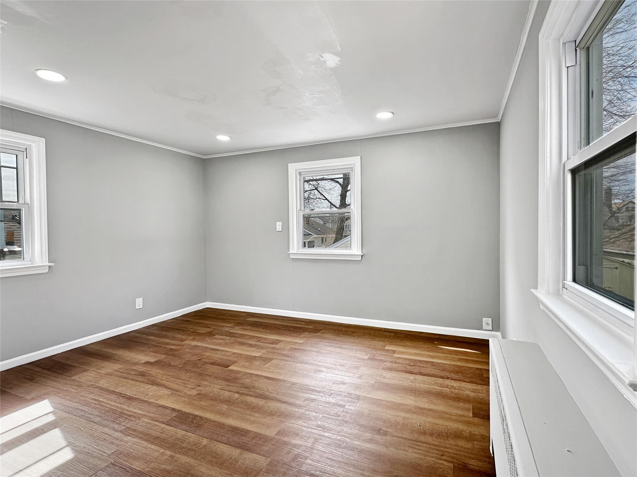 309 S 11th Street, New Hyde Park, New York image 12