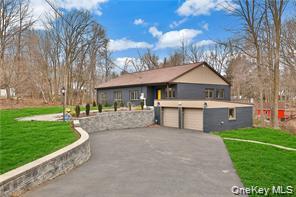 201 BARDONIA RD, NANUET, NY 10954 - Image 73ea29b94d52bfa61d9c8a66d17ca64e/3850117845
