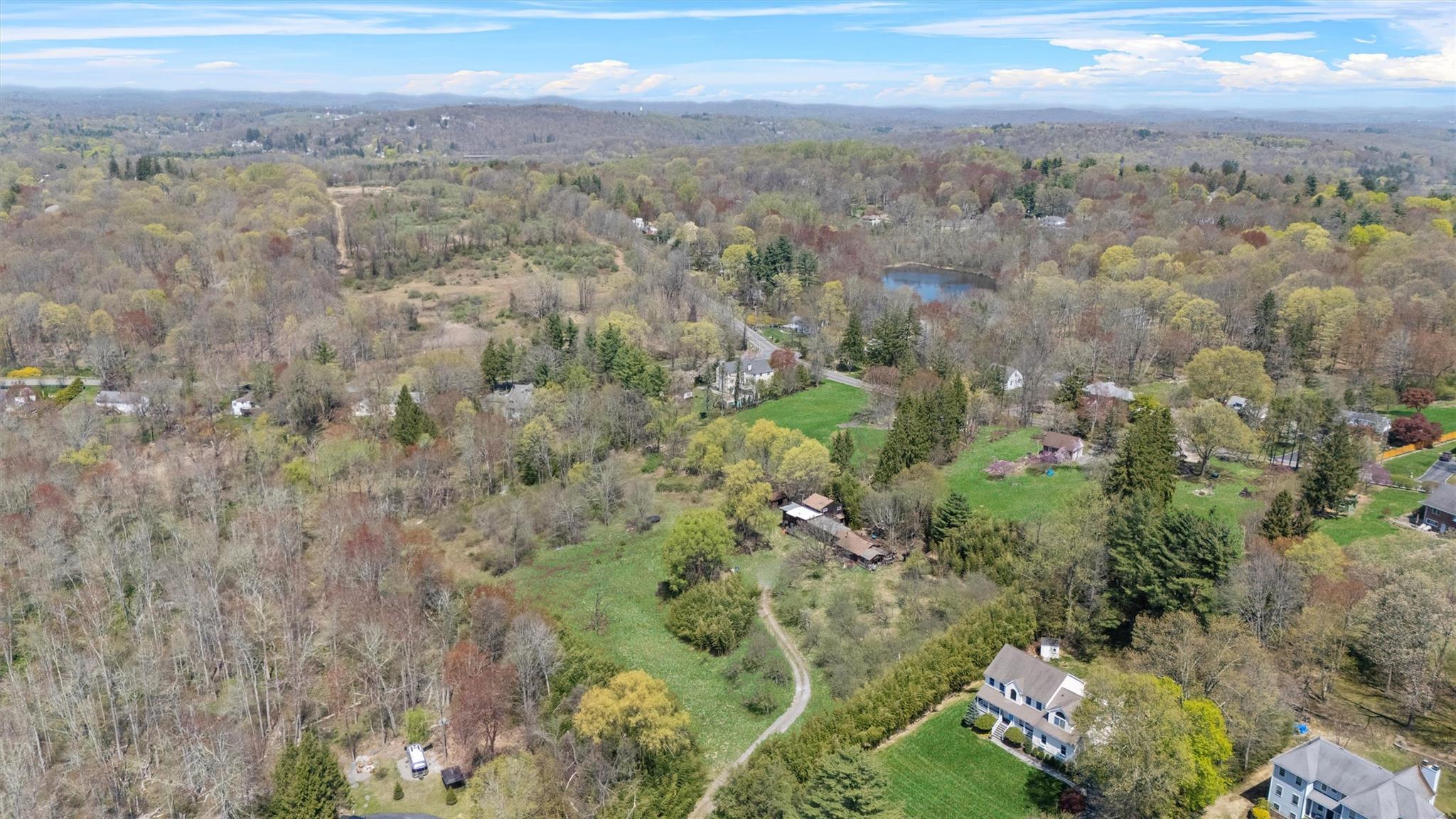 20 Sun Hill Road, Katonah, New York image 4