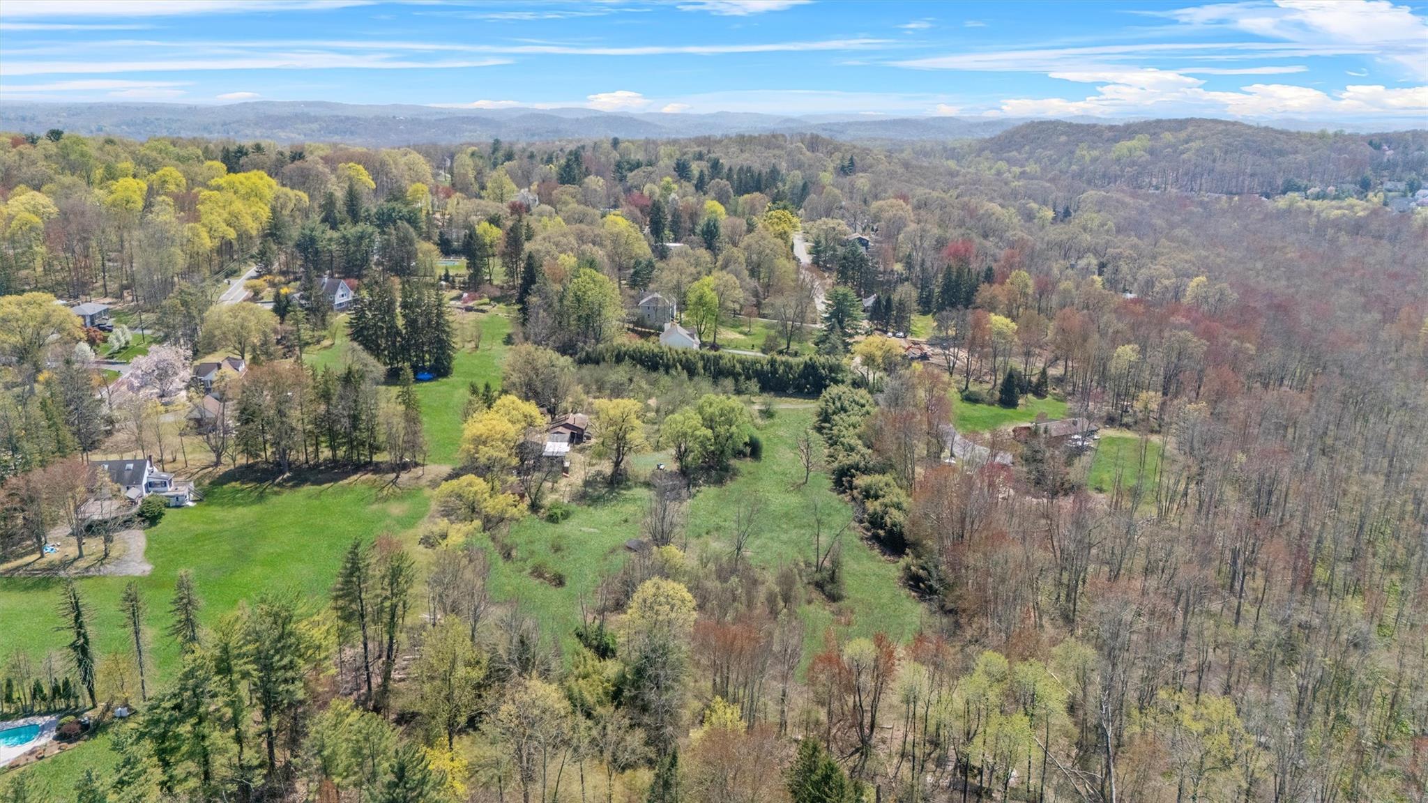 20 Sun Hill Road, Katonah, New York image 13