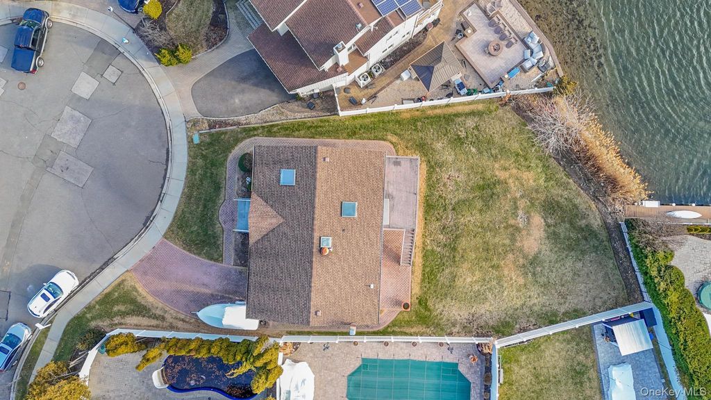 Photo of 4068 Darby Lane, Seaford, NY 11783 (MLS # 951391)