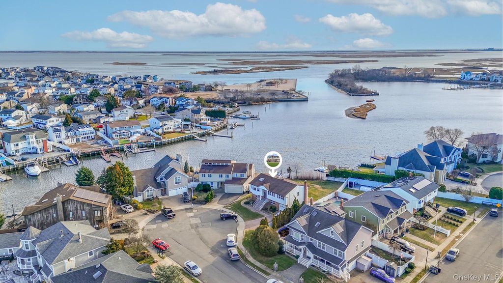 Photo of 4068 Darby Lane, Seaford, NY 11783 (MLS # 951391)