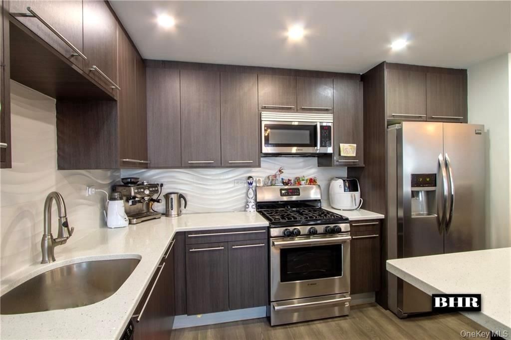 Photo of 3435 Guider Avenue #5A, Brooklyn, NY 11235 (MLS # 974812)