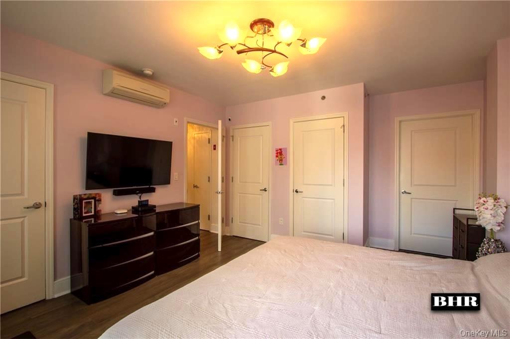 3435 Guider Avenue 5A