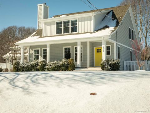 Photo of 700 Gin Lane, Southold, NY 11971 (MLS # 960404)