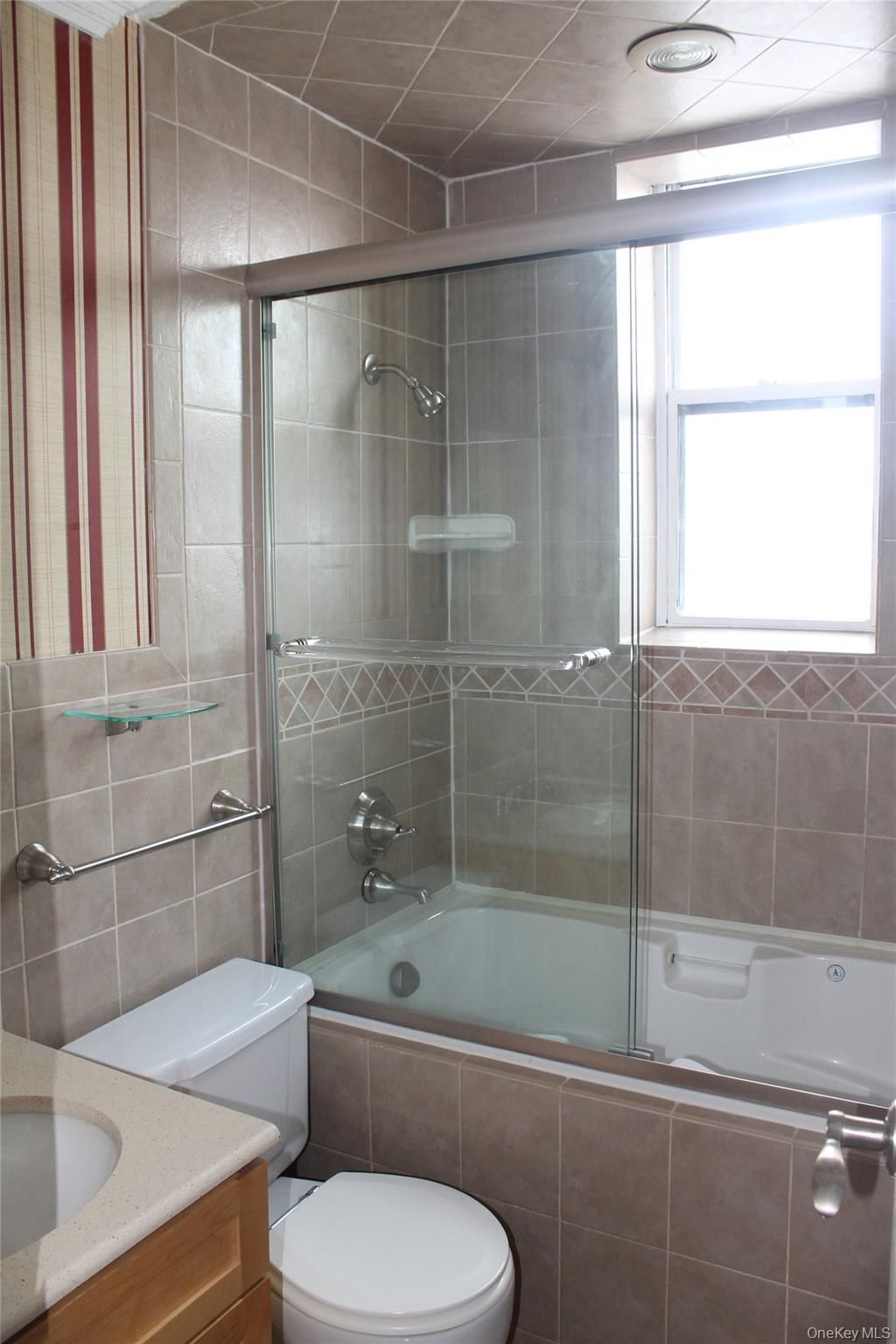 Photo of 14-23 31 Avenue #4C, Astoria, NY 11102 (MLS # 965265)