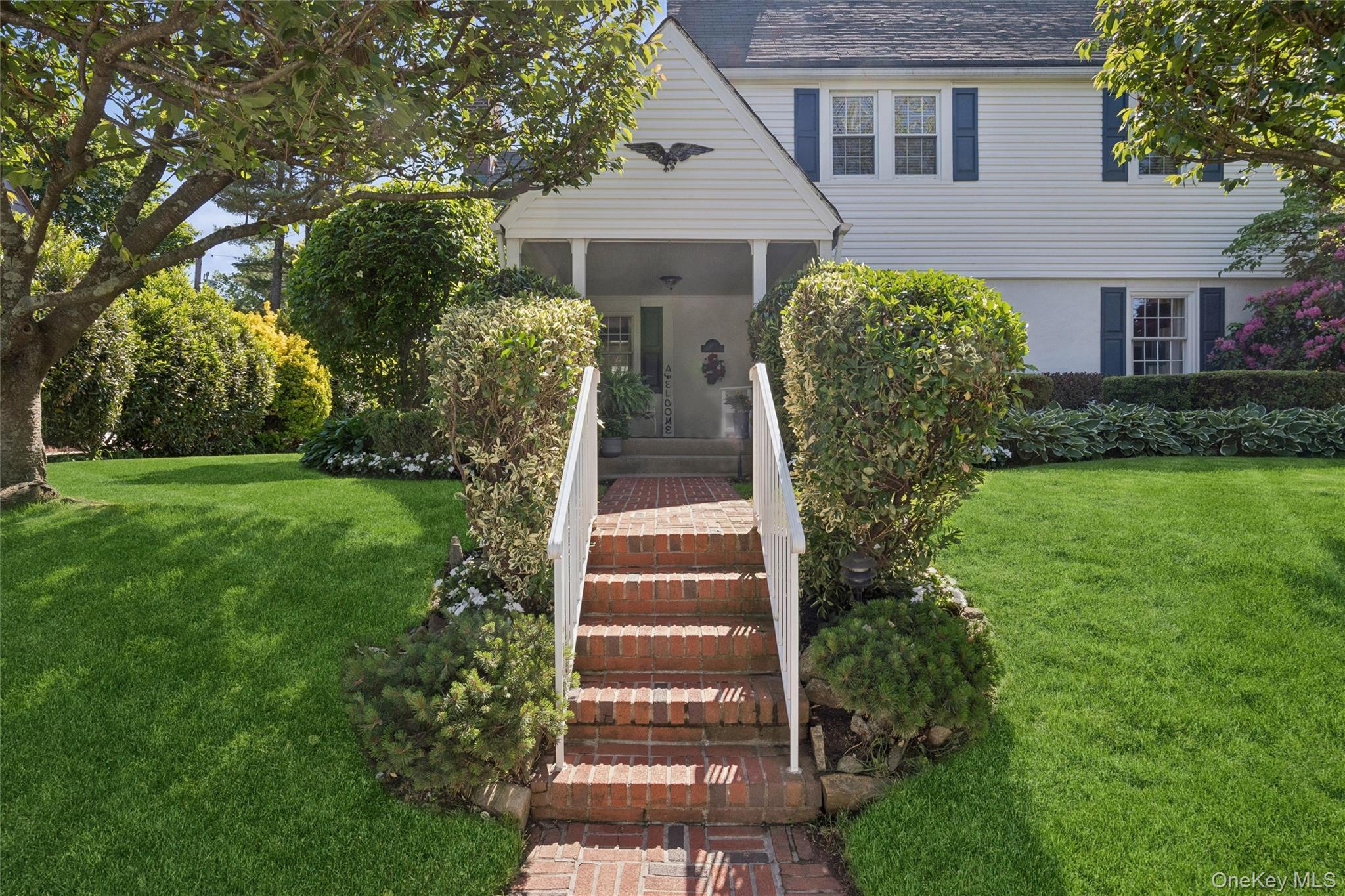 153 Roxbury Road