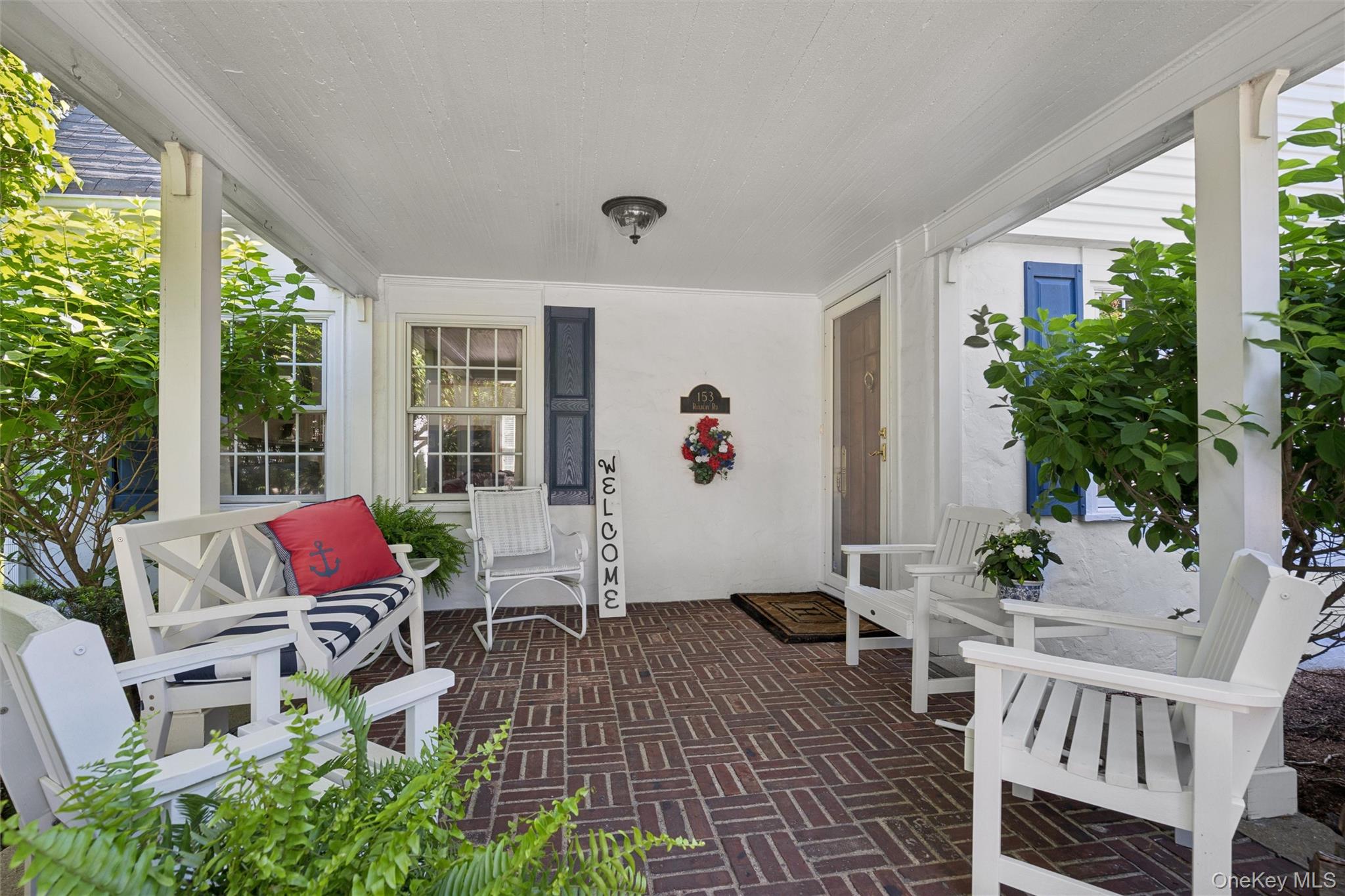 153 Roxbury Road