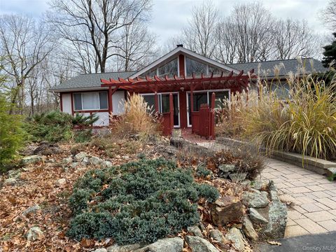 19 Cascade Lake Road Warwick NY 10990