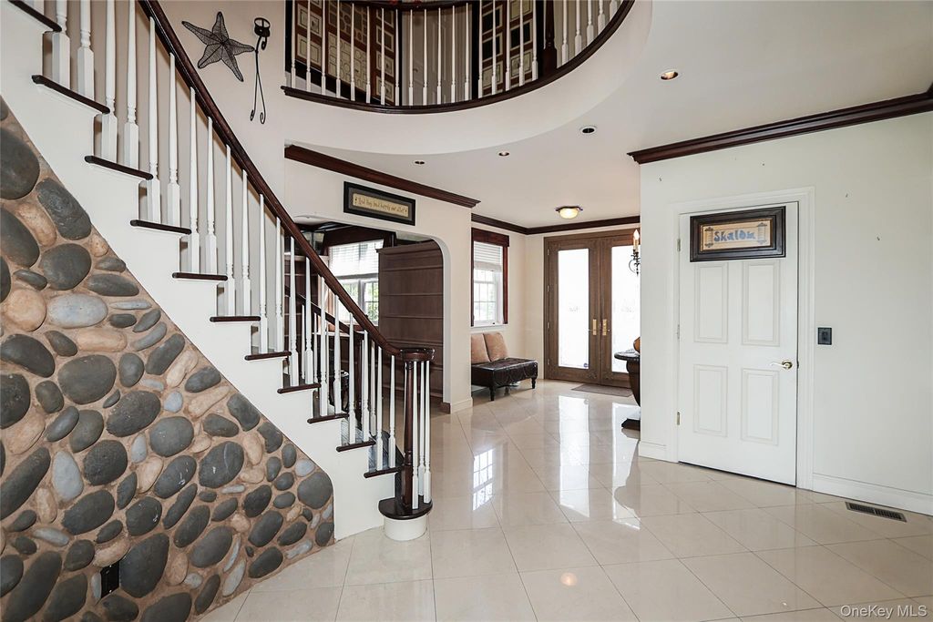 Photo of 259 Altessa Boulevard, Melville, NY 11747 (MLS # 987307)