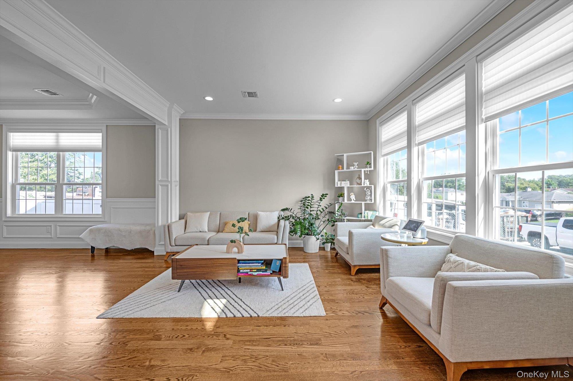 6 Vera Avenue