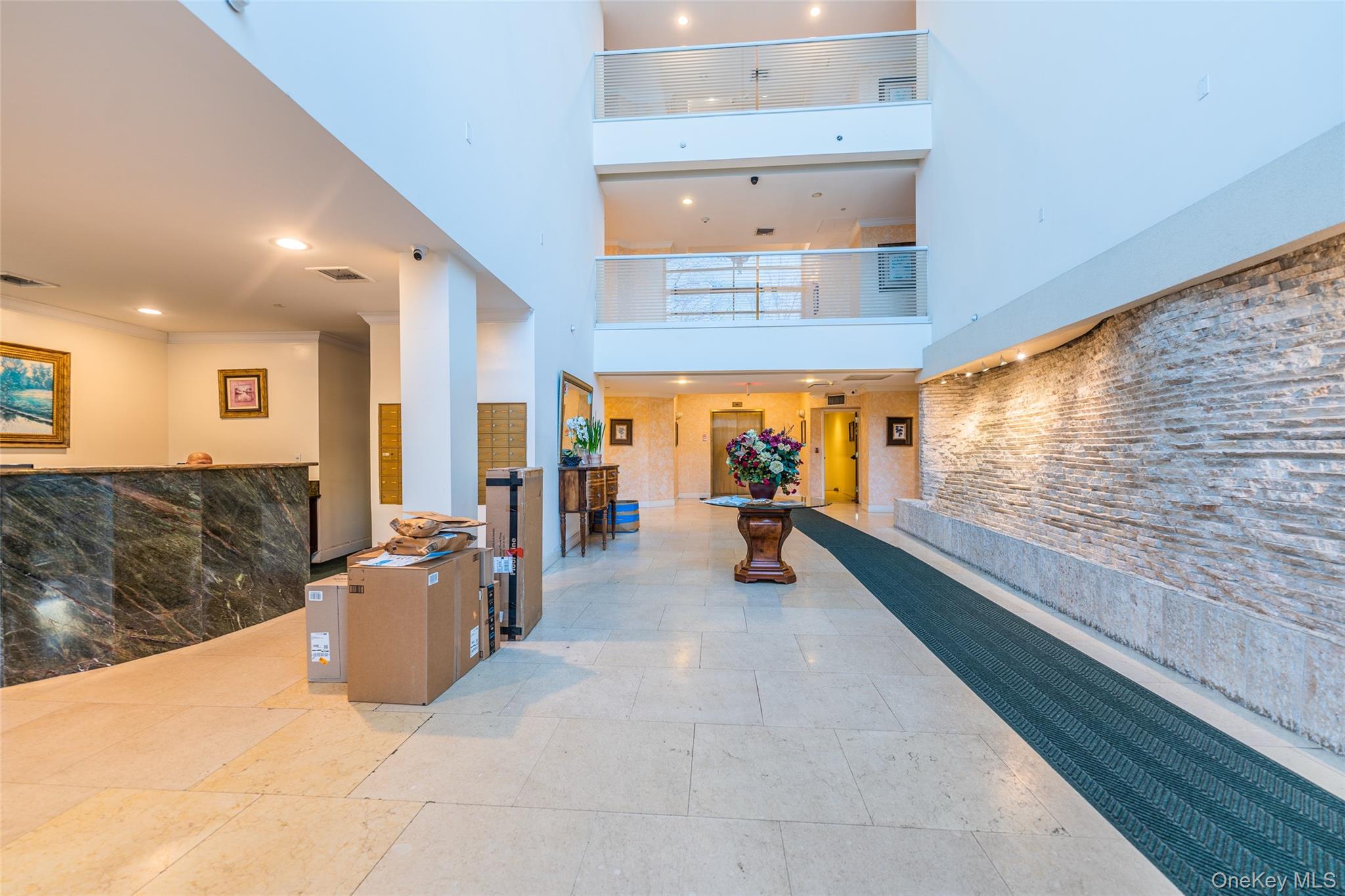 171 Great Neck Road 1F