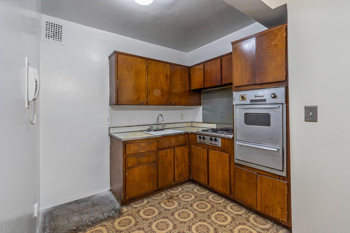 89-15 Parsons Boulevard #11D, Jamaica, New York image 13