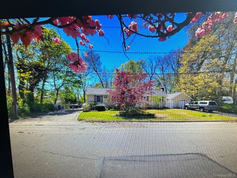81 Union Avenue 81 Amityville NY 11701