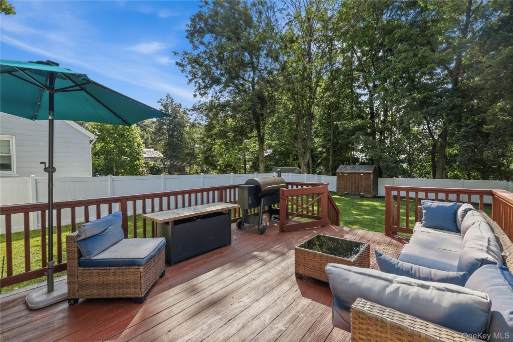 Photo of 60 Leonard Street, Mount Kisco, NY 10549 (MLS # 1039883)