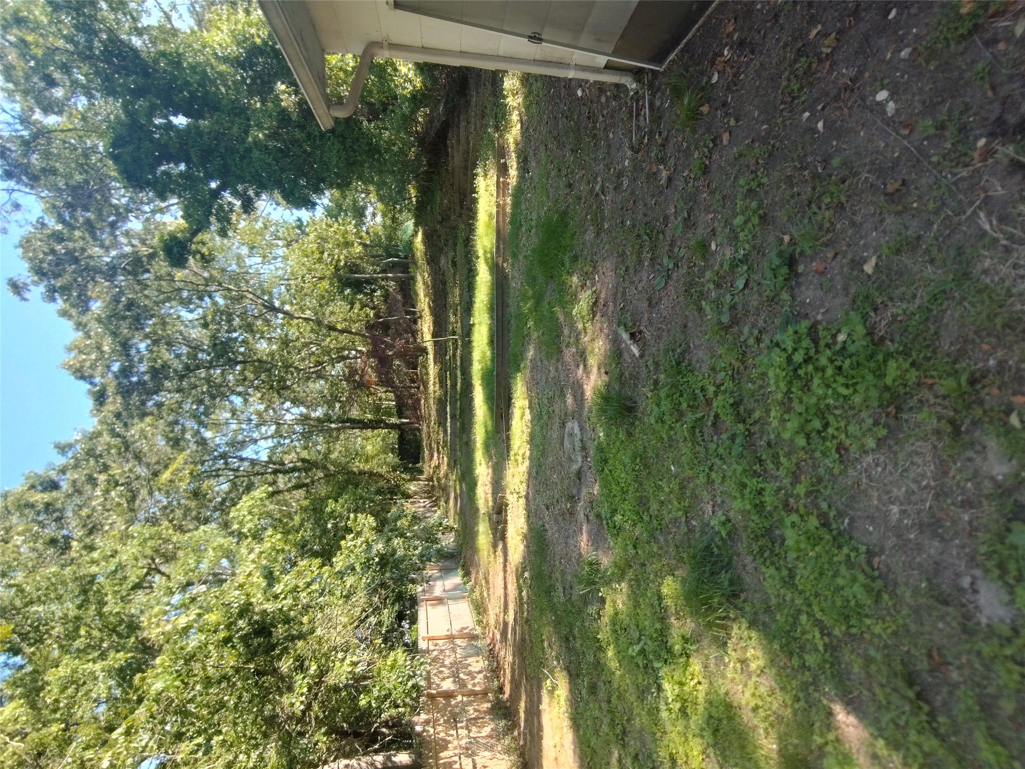 54 Meadowmere Avenue, Mastic Beach, New York image 3