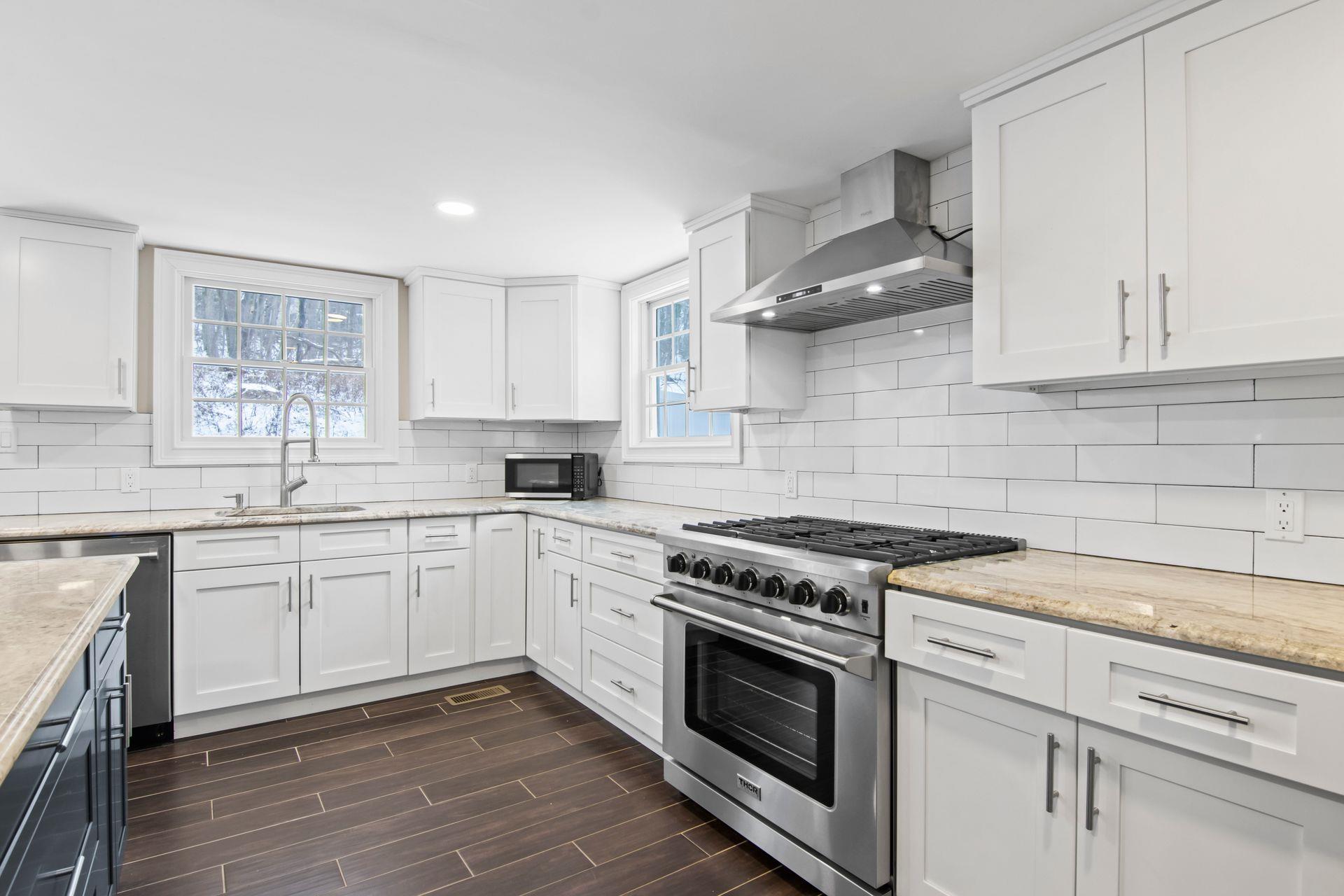 312 Woodbine Avenue, North Port, New York image 4