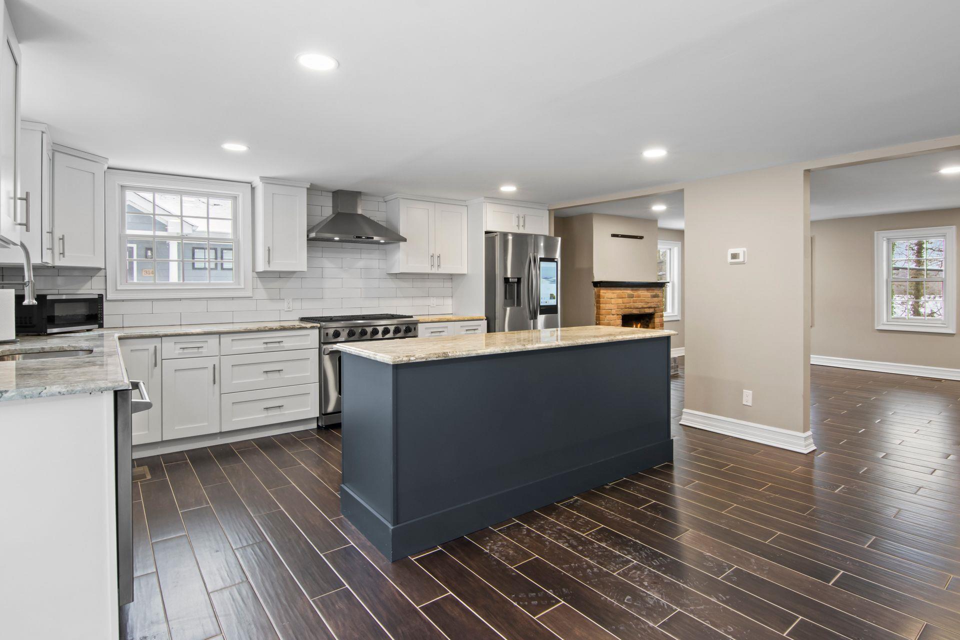 312 Woodbine Avenue, North Port, New York image 6