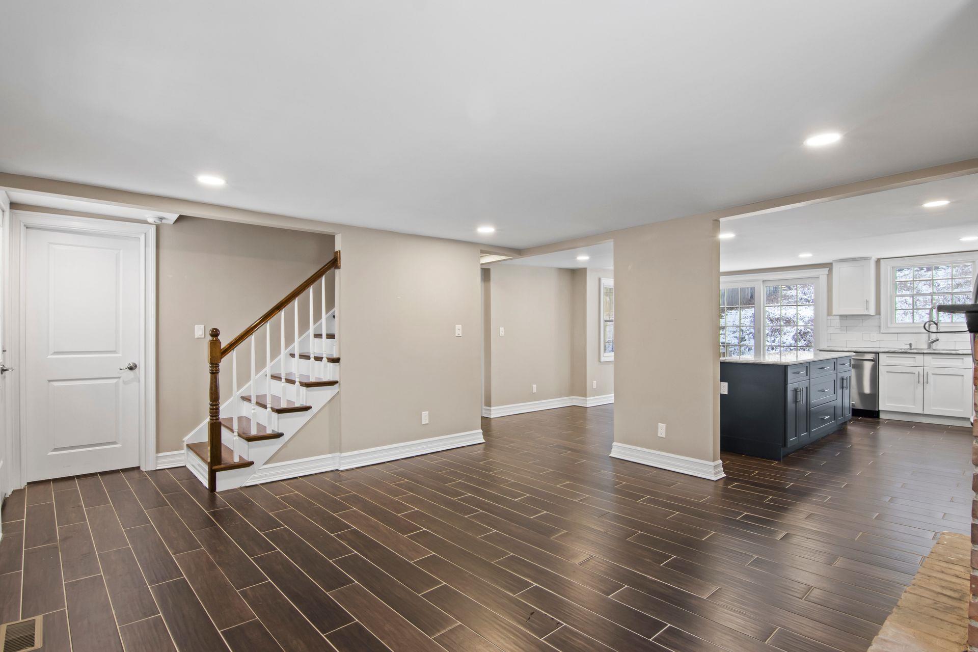 312 Woodbine Avenue, North Port, New York image 8