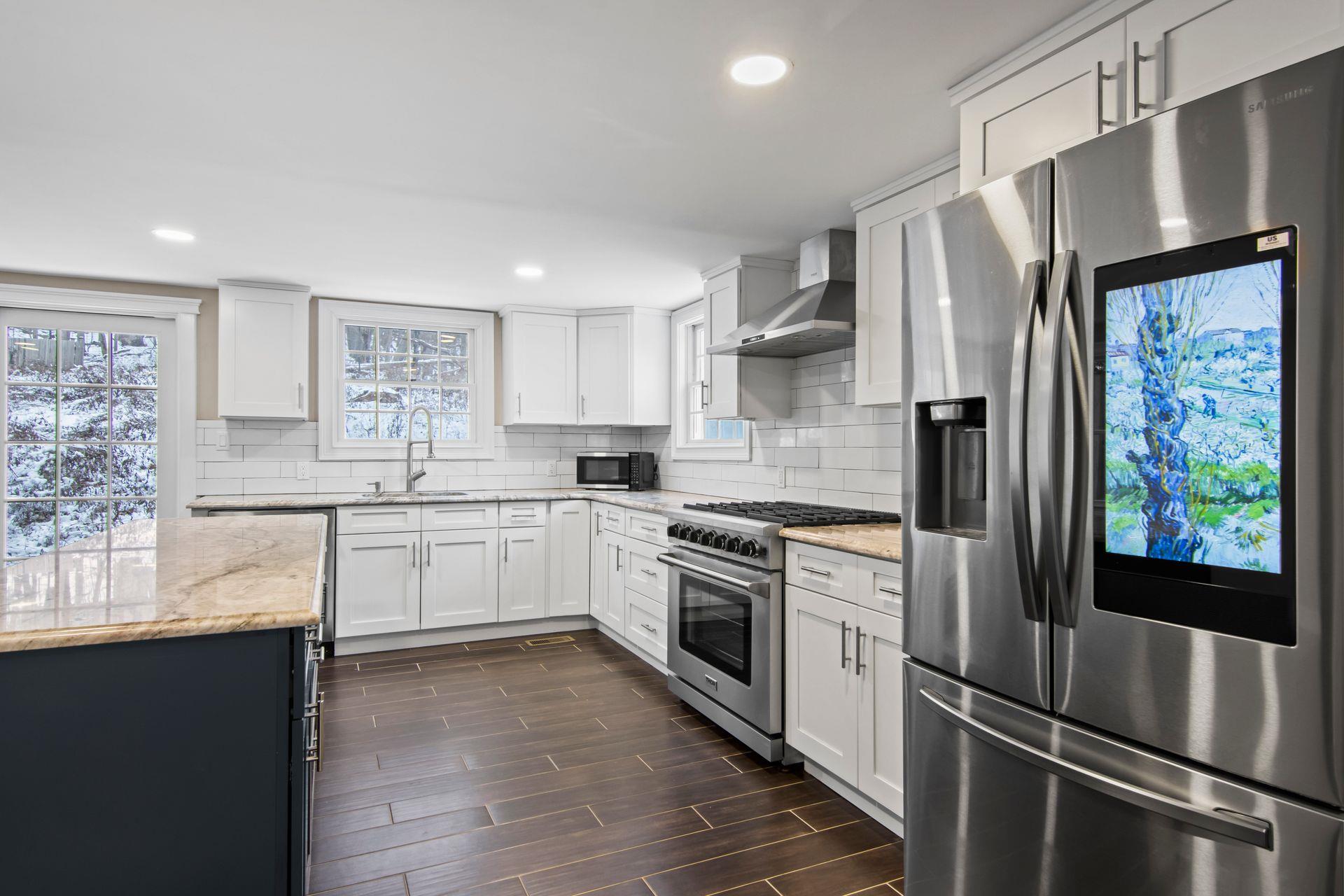 312 Woodbine Avenue, North Port, New York image 3