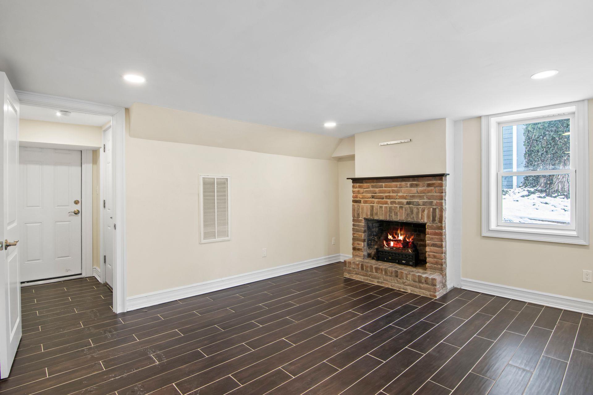 312 Woodbine Avenue, North Port, New York image 16