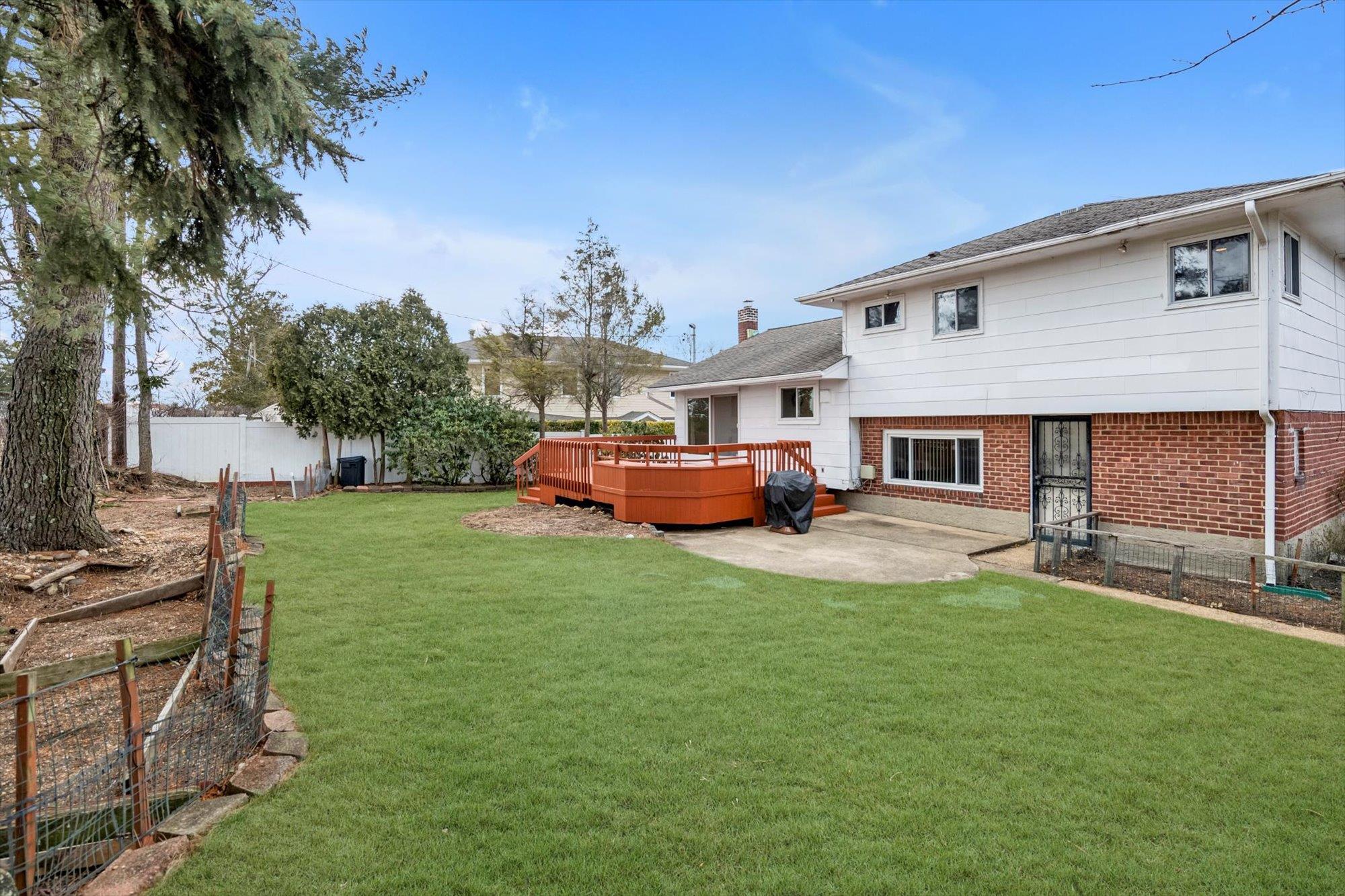 326 White Birch Lane, Jericho, New York image 20