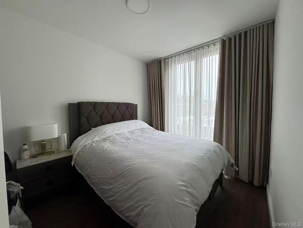 Photo of 14427 Sanford Avenue #4L, Flushing, NY 11355 (MLS # 964491)