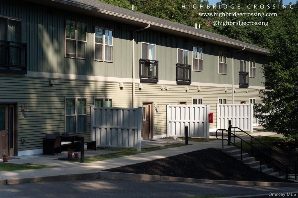 Photo of 128 Vineyard Avenue #206, Highland, NY 12528 (MLS # 942403)