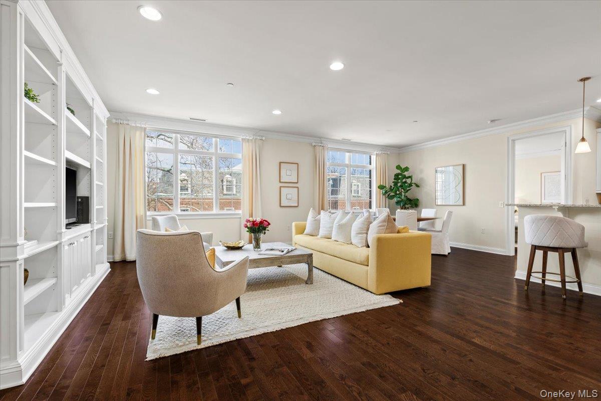 1 Christie Place 402E