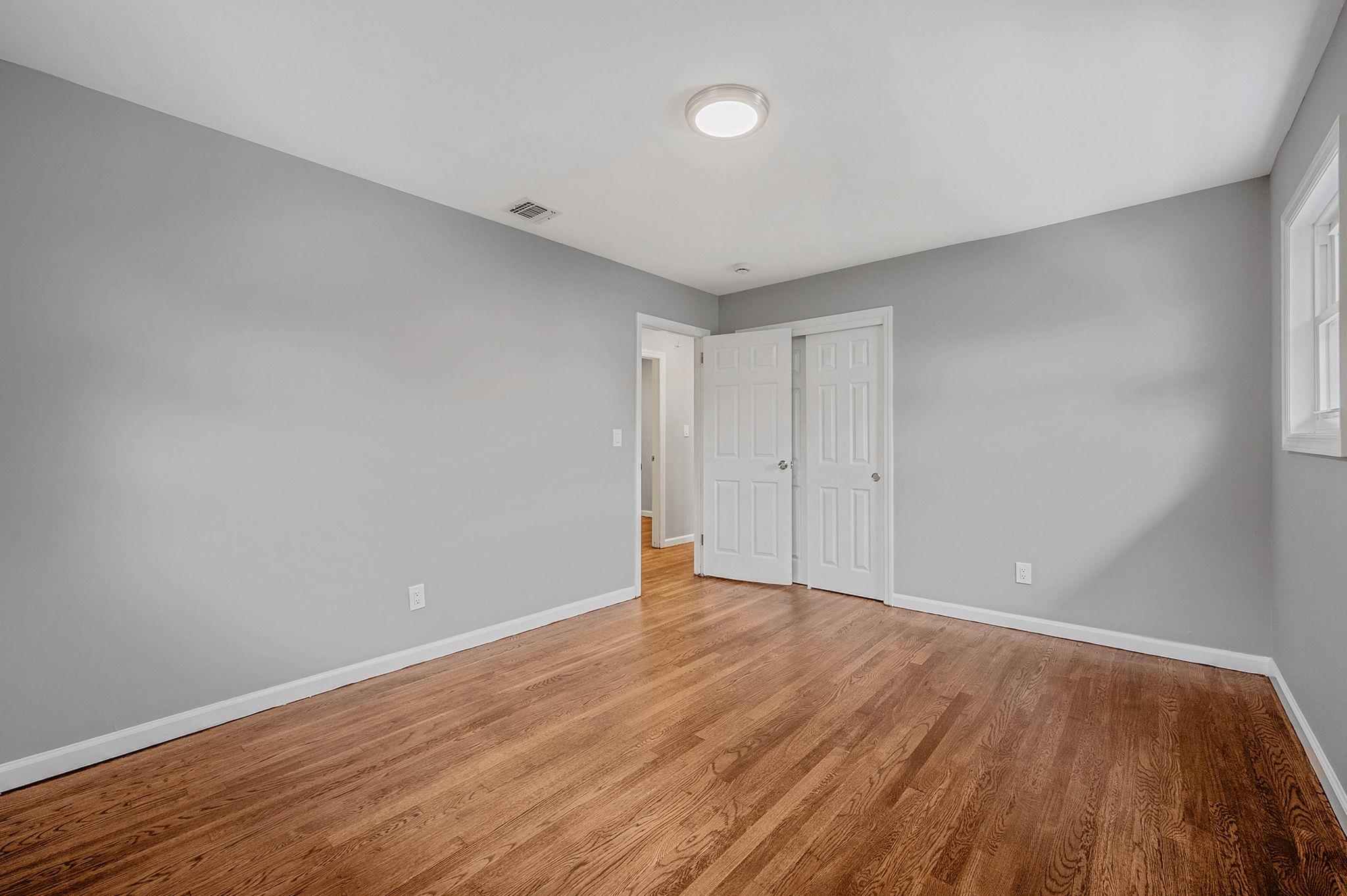 116 Amsterdam Avenue, West Babylon, New York image 13