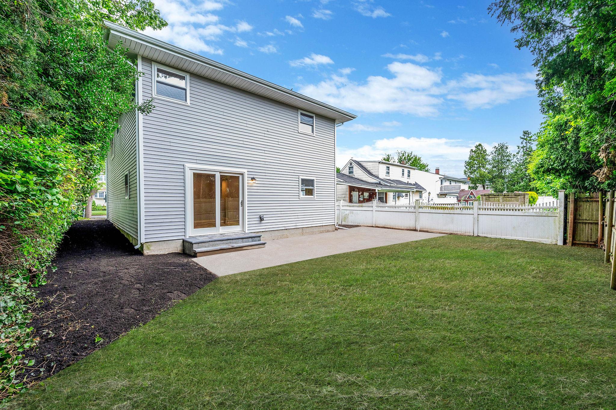116 Amsterdam Avenue, West Babylon, New York image 4