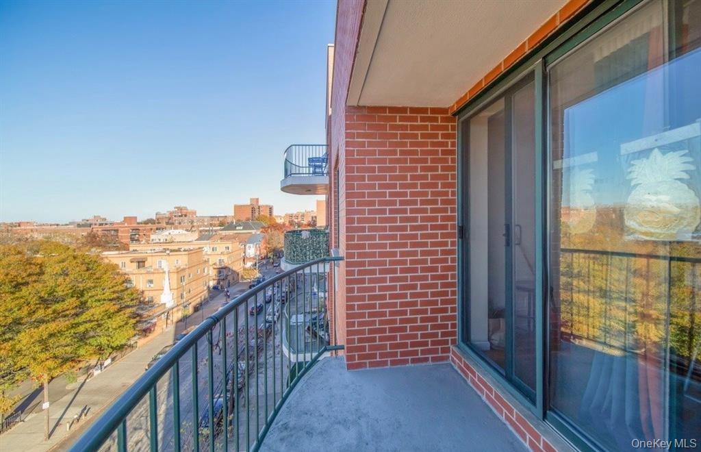 136-16 35th Avenue 7C