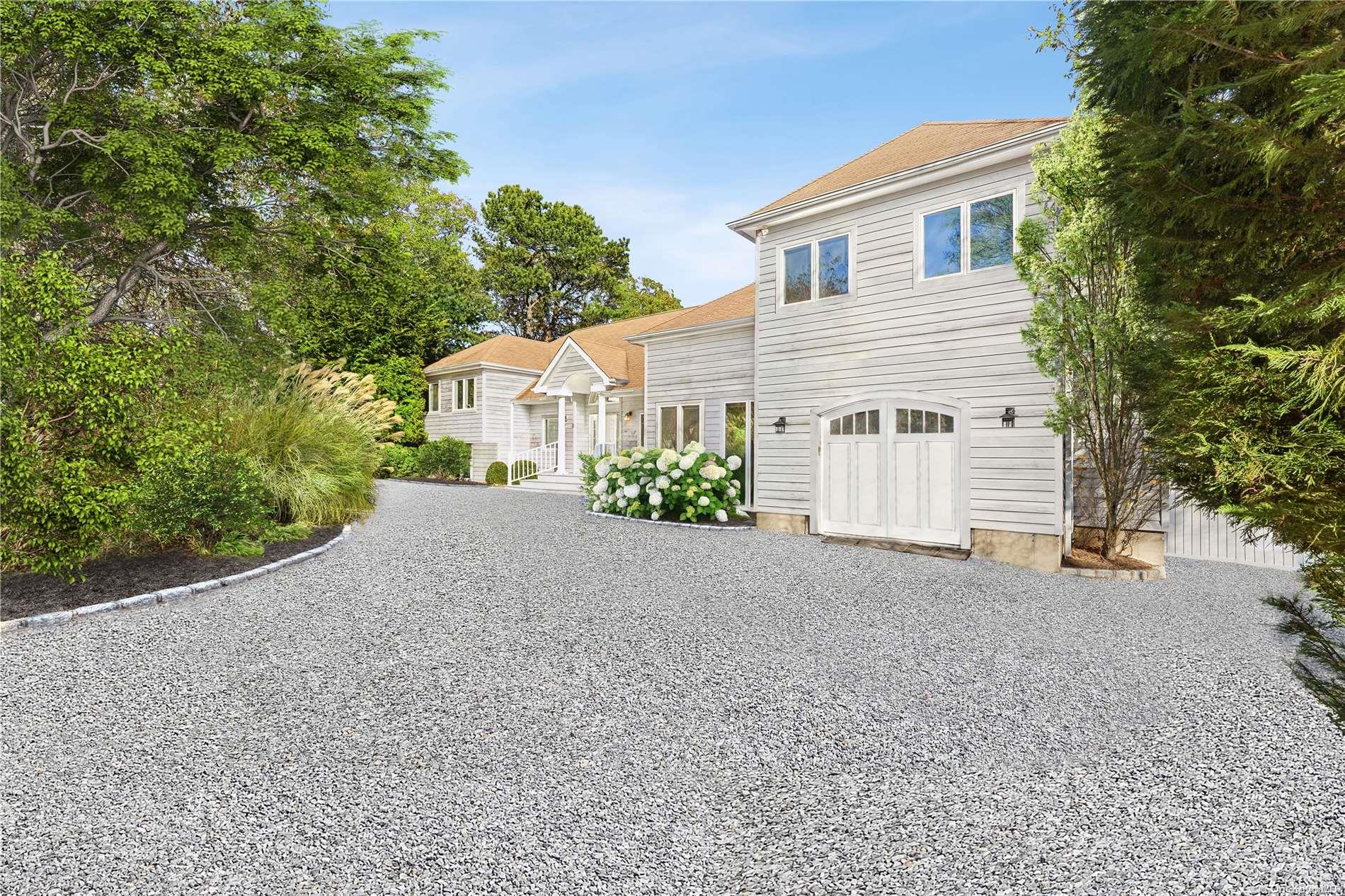 11 Bettina Court, Hampton Bays, New York image 3